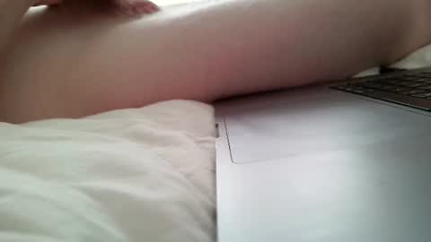Redging91 online show from July 2026 07:37:01 AM
