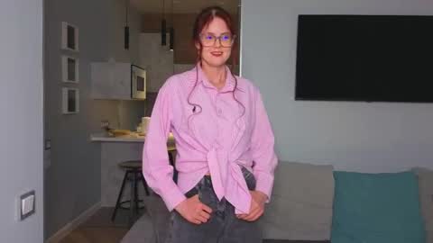 Alice Red online show from May 2026 06:03:01 PM