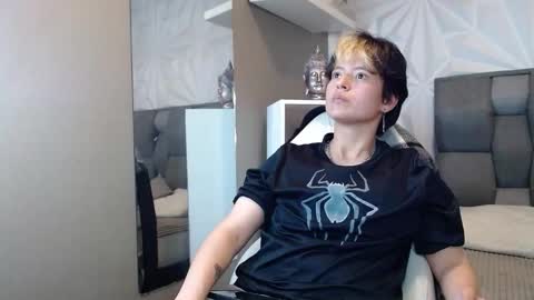 Snapshot of redhood_1_ chatting on March 2026 02:18:02 AM redhood_1_ online show from March 2026 02:18:02 AM