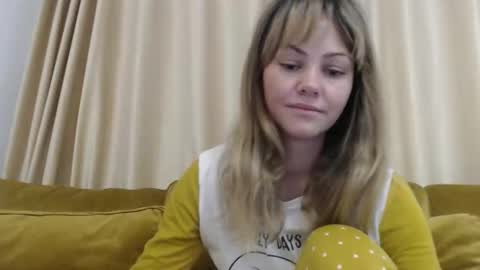 RedJessica online show from November 2025 05:18:02 AM