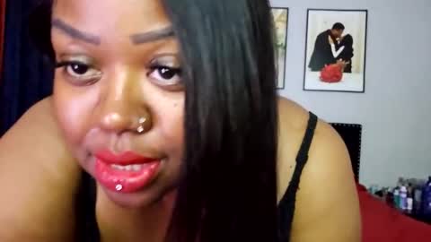 redlipsvixen online show from May 2026 04:50:02 AM