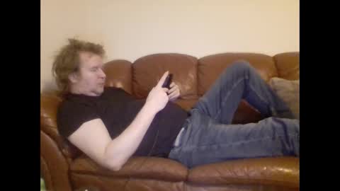 Snapshot of redlols chatting on February 2025 01:04:01 AM redlols online show from February 2025 01:04:01 AM