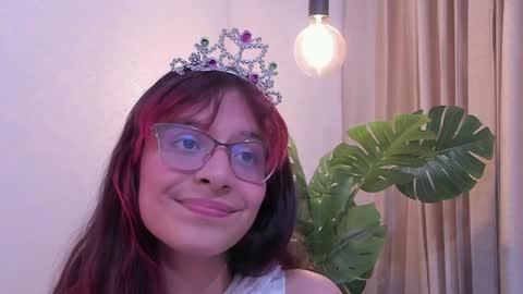 Snapshot of redmeloddy chatting on December 2024 11:18:02 PM Meloddy online show from December 2024 11:18:02 PM