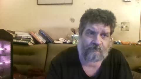 Snapshot of redmud3 chatting on December 2025 08:37:02 PM redmud3 online show from December 2025 08:37:02 PM