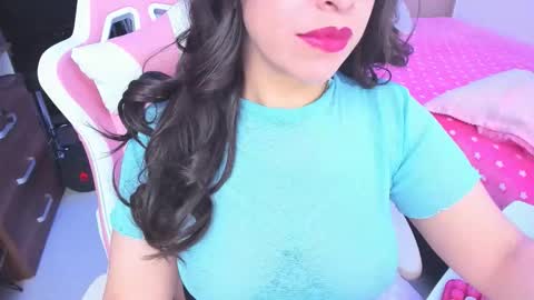 redski77 online show from November 2025 07:29:02 AM