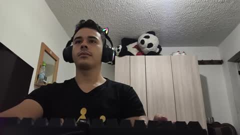 RedsoulReaver online show from September 2025 03:49:01 AM