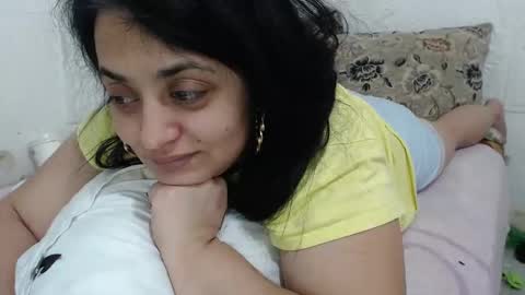 Reea online show from February 2026 10:42:01 PM