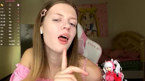 Lucy online show from October 2025 03:11:02 PM