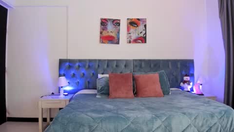 Regina online show from November 2025 12:37:02 PM