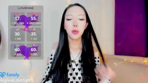 Snapshot of reginainspace chatting on February 2025 12:16:01 AM Regina online show from February 2025 12:16:01 AM