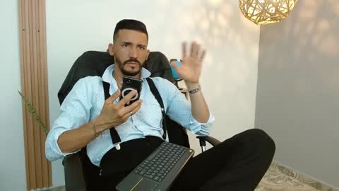   REIKO  online show from February 2025 07:05:02 PM