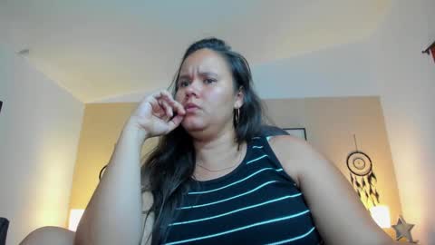 reina_loren online show from September 2025 08:56:02 PM