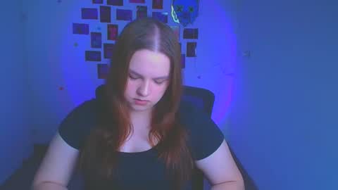 Reina online show from March 2026 06:55:01 PM