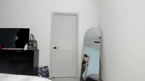 Priscilla online show from January 2025 09:32:02 PM