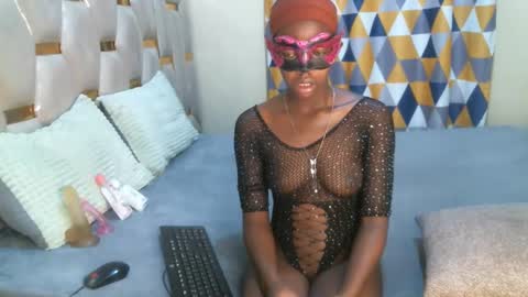 Snapshot of remmyqueen chatting on May 2026 03:50:02 PM remmyqueen online show from May 2026 03:50:02 PM