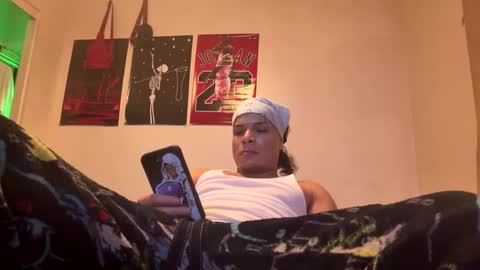 PRETTY BAMBY online show from March 2025 09:23:02 AM