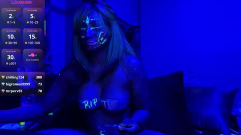 remyxavier online show from November 2025 01:33:01 AM