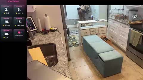 remyxavier online show from November 2025 03:21:02 AM