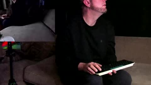 Snapshot of renascentpro chatting on January 2025 06:31:02 AM renascentpro online show from January 2025 06:31:02 AM