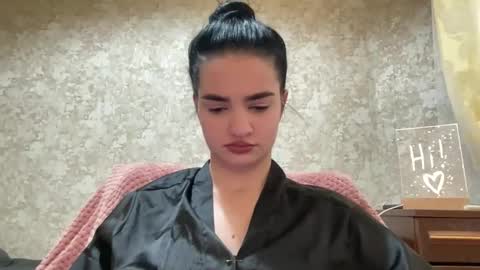 Renata online show from October 2025 11:24:01 AM