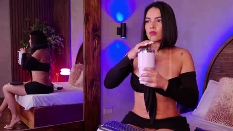 Snapshot of renata_black_ chatting on June 2026 10:31:01 AM Renata online show from June 2026 10:31:01 AM