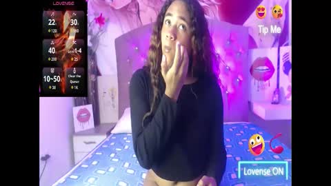 RENATA VALENTINA online show from May 2026 01:07:01 PM