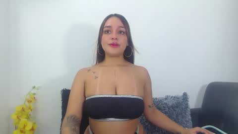 renatabrownn28 online show from March 2026 08:42:02 AM