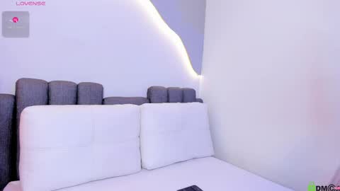 Renata online show from May 2026 10:59:01 PM