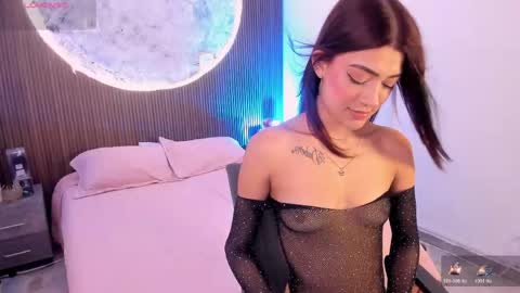 Snapshot of renatamason chatting on May 2026 04:07:02 AM Renata online show from May 2026 04:07:02 AM