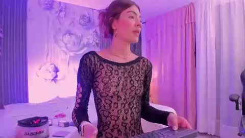 Snapshot of renatamason chatting on June 2026 06:58:01 AM Renata online show from June 2026 06:58:01 AM