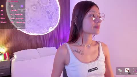 Snapshot of renatamason chatting on July 2026 05:13:02 AM Renata online show from July 2026 05:13:02 AM