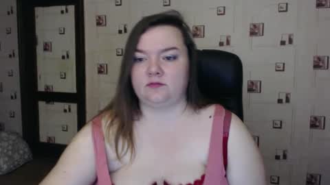 Snapshot of renataoia chatting on December 2024 04:27:02 PM renataoia online show from December 2024 04:27:02 PM