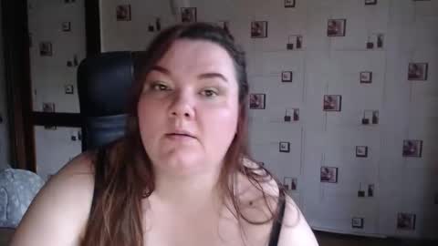 Snapshot of renataoia chatting on December 2025 12:14:01 PM renataoia online show from December 2025 12:14:01 PM