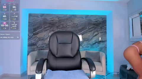 Snapshot of renatareyes chatting on February 2026 08:37:02 PM Renata Reyes online show from February 2026 08:37:02 PM