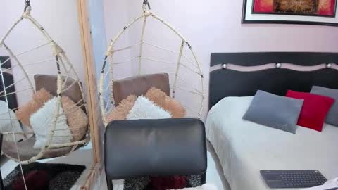 Snapshot of renataruiz_rr chatting on February 2026 12:01:02 PM online show from February 2026 12:01:02 PM