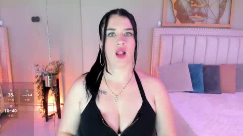 Snapshot of renataruiz_rr chatting on April 2026 12:10:01 PM online show from April 2026 12:10:01 PM