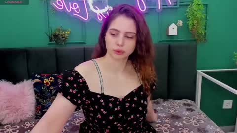 reneeblair online show from April 2026 01:44:02 AM