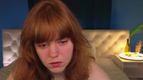 Snapshot of reneefoxy_ chatting on June 2026 01:21:02 AM reneefoxy_ online show from June 2026 01:21:02 AM