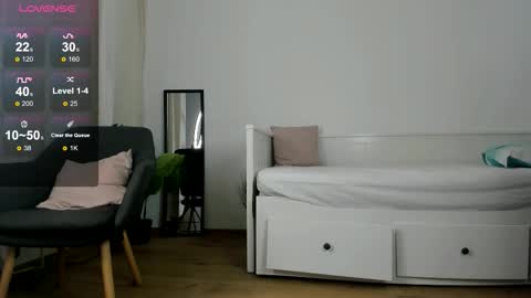 Snapshot of reneevoss chatting on January 2026 12:03:01 AM Rena online show from January 2026 12:03:01 AM