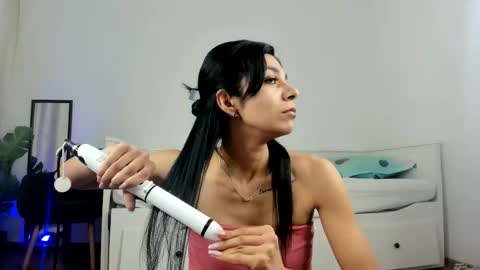 Snapshot of reneevoss chatting on February 2026 04:33:02 AM Rena online show from February 2026 04:33:02 AM