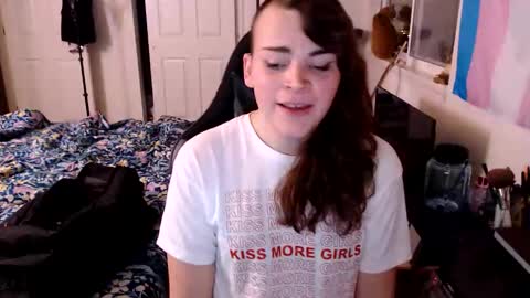 Snapshot of renegaderuby chatting on November 2025 12:55:02 AM Renegade Ruby online show from November 2025 12:55:02 AM