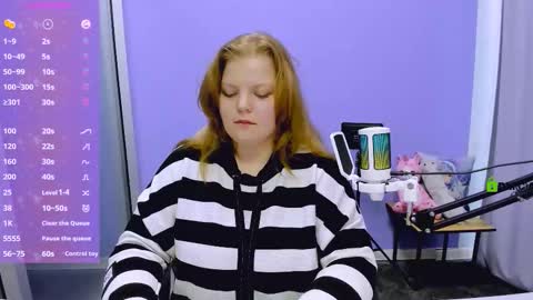 Snapshot of renesmee_sunset chatting on October 2025 01:23:01 PM Sweet Renesmee online show from October 2025 01:23:01 PM