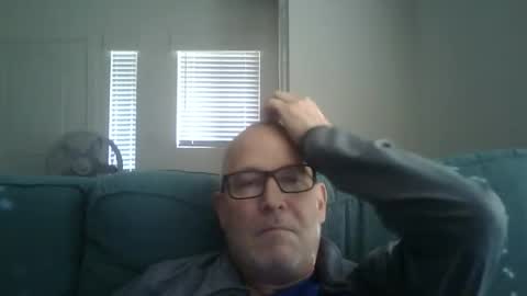 Snapshot of renewaz chatting on February 2026 04:25:01 PM Renewaz online show from February 2026 04:25:01 PM