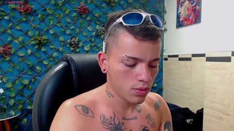 R E N E  online show from February 2025 06:57:01 AM