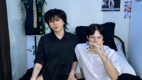 Snapshot of rennuts chatting on February 2025 11:12:01 PM rennuts online show from February 2025 11:12:01 PM