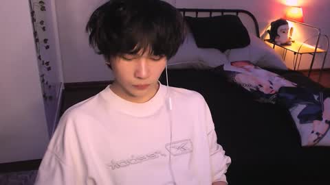 Snapshot of rennuts chatting on October 2025 05:14:02 PM rennuts online show from October 2025 05:14:02 PM