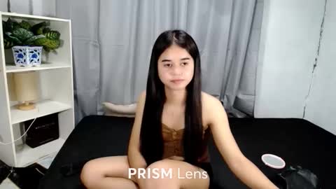 Snapshot of rennygurl chatting on October 2025 03:29:02 AM rennygurl online show from October 2025 03:29:02 AM