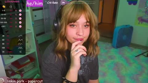 Snapshot of renpuppy chatting on February 2025 08:58:02 AM REN online show from February 2025 08:58:02 AM