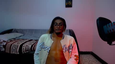 Snapshot of restrainged chatting on January 2025 03:21:01 PM Rest online show from January 2025 03:21:01 PM