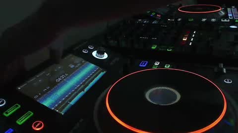 Snapshot of reticuli chatting on September 2025 10:45:02 PM GearPorn online show from September 2025 10:45:02 PM